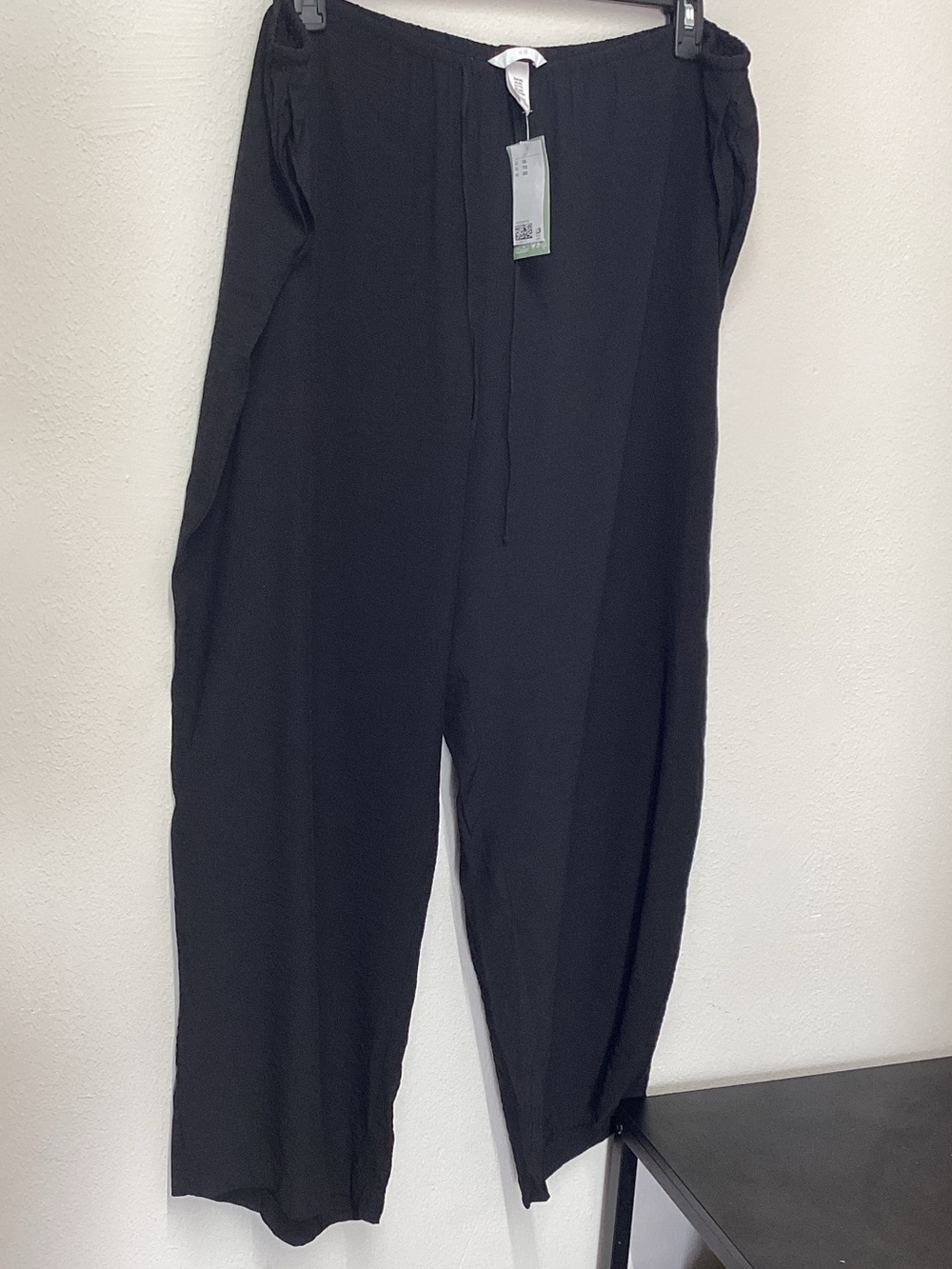 H&M Black Wide-Leg Drawstring Pants
